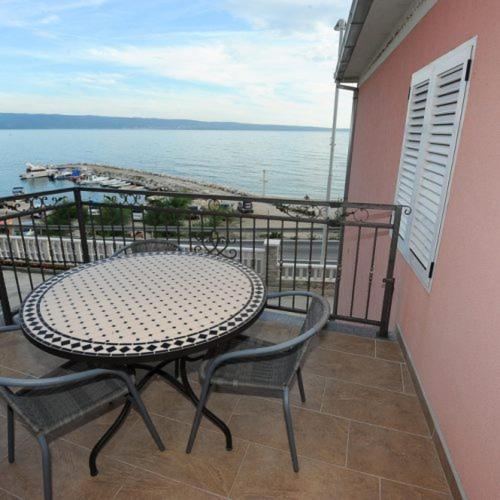 Apartmani Ivo Podstrana Exterior foto