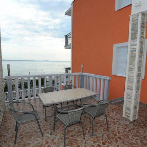 Apartmani Ivo Podstrana Exterior foto